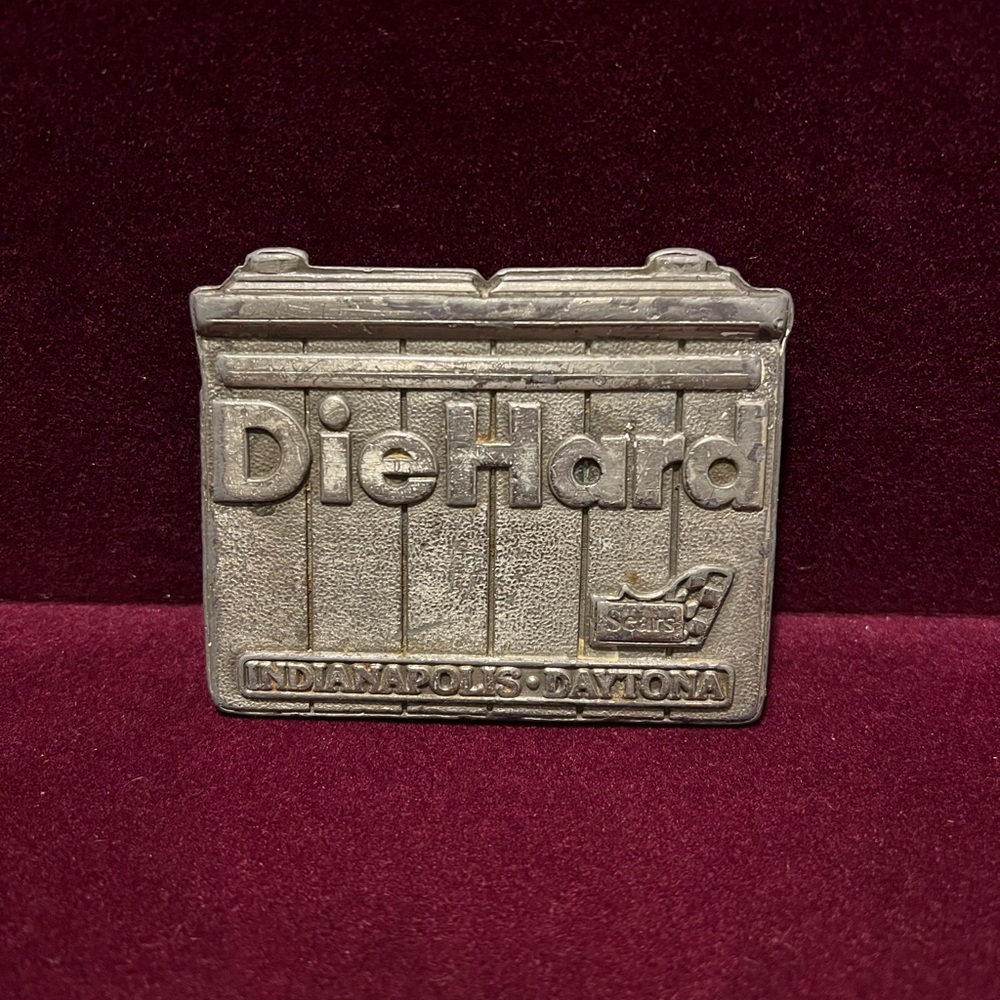 Vintage 1977 Die Hard Sears Indianapolis Daytona Pewter Racing Belt Buckle